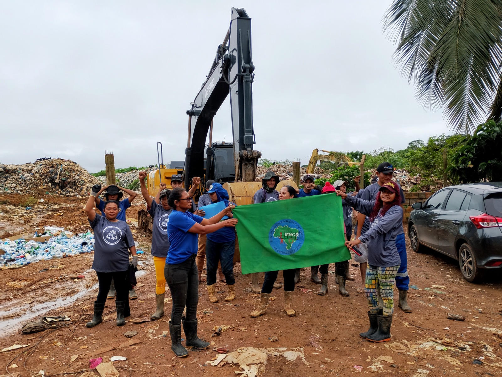 Lixão de Iranduba avança, contamina igarapé e exige ação urgente, constata DPE-AM