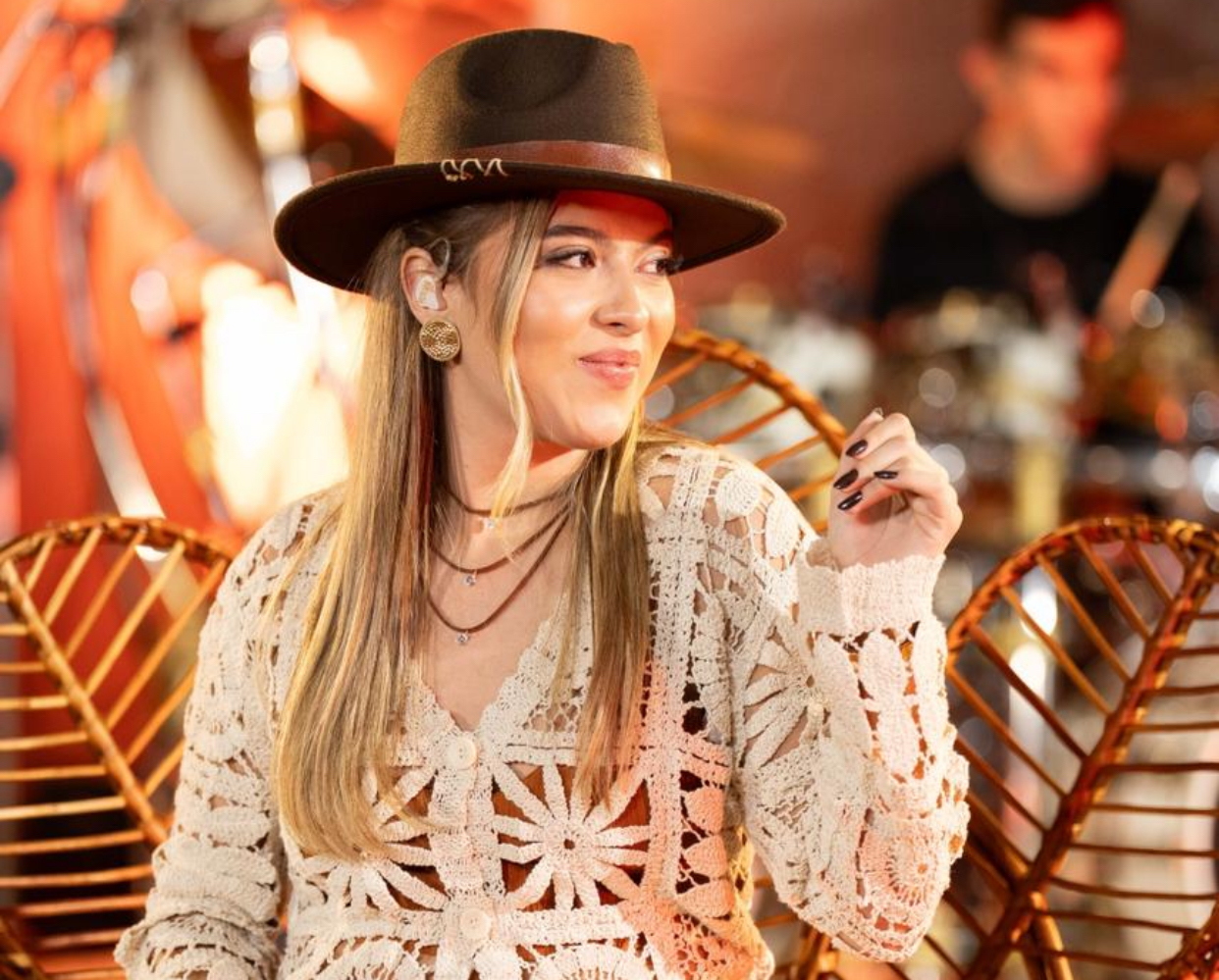 Victoria Gabi vive momento de crescimento e prepara salto na carreira musical